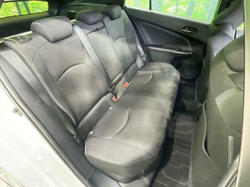PRIUS-9