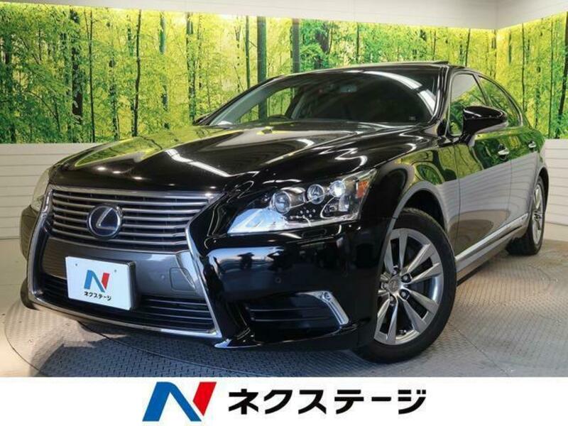 LEXUS　LS
