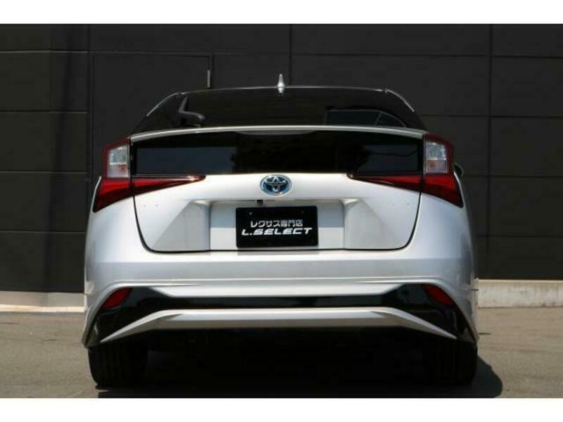 PRIUS-14