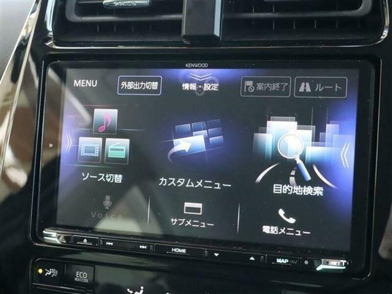 PRIUS-11