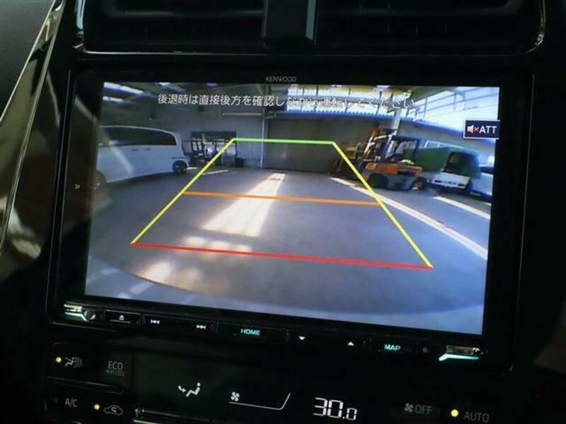 PRIUS-12