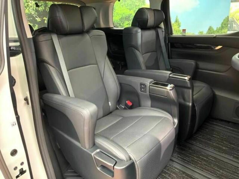 ALPHARD-11