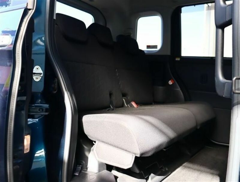 ROOMY-5