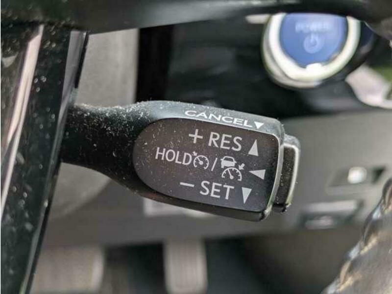 PRIUS-10