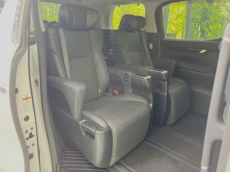 ALPHARD-9