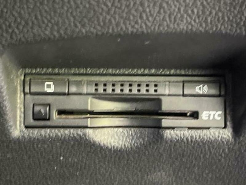 PRIUS-6