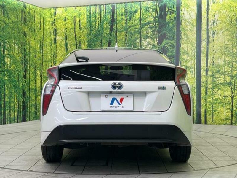 PRIUS-14