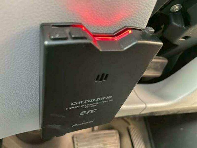 CR-Z-8