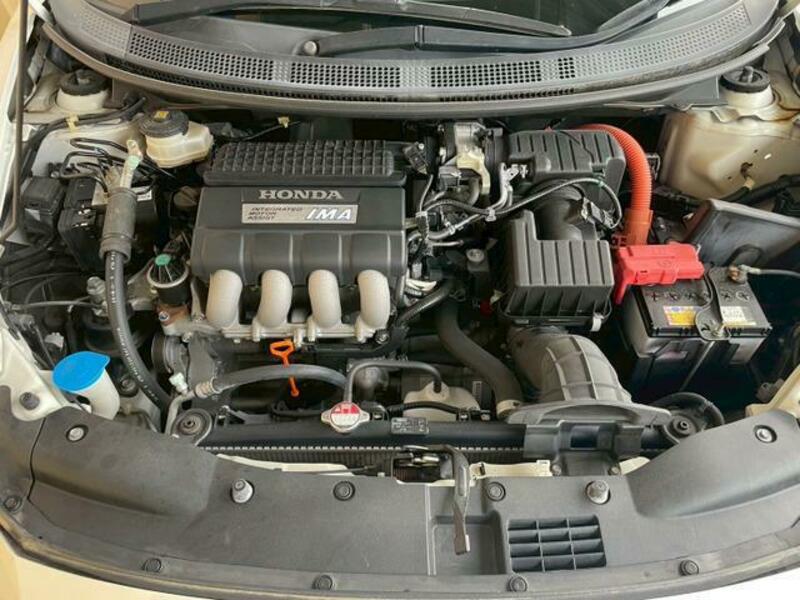 CR-Z-12