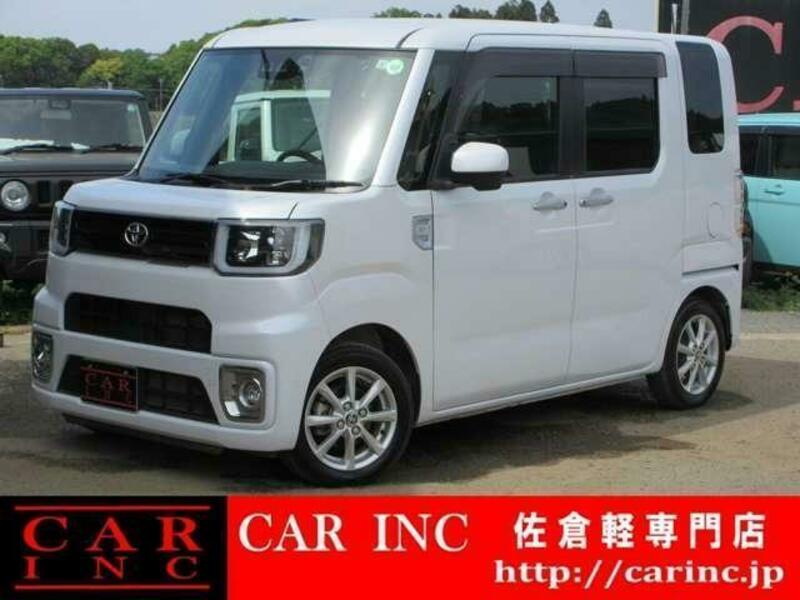 TOYOTA　PIXIS MEGA