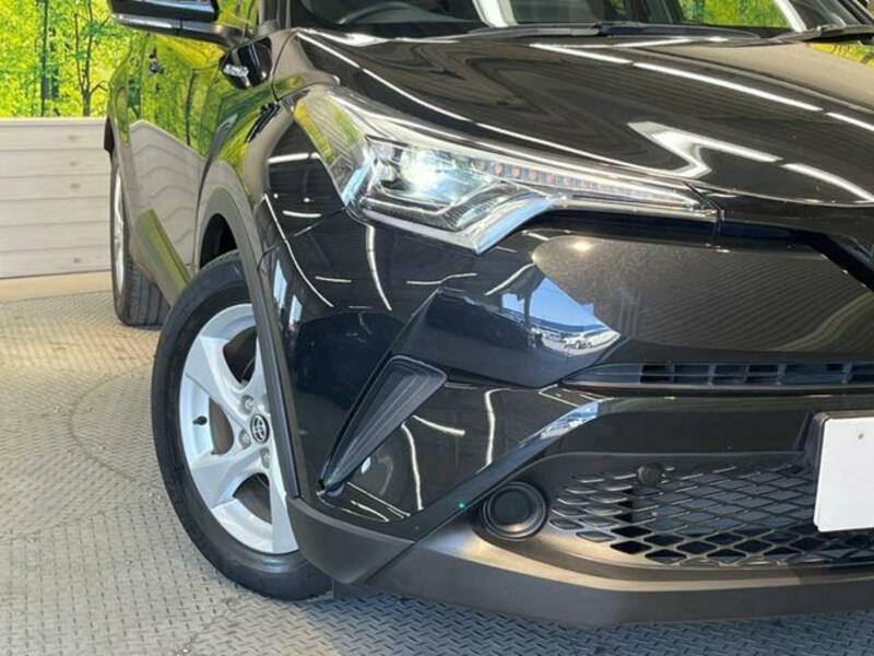 C-HR-11
