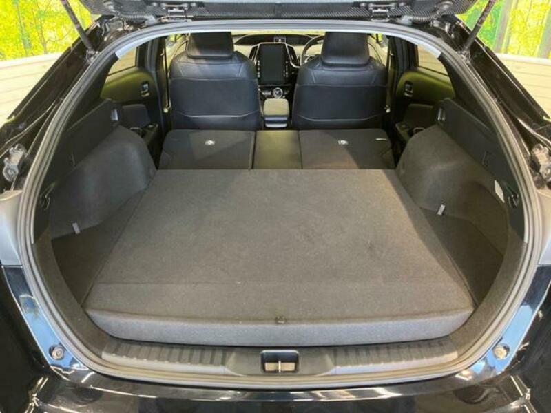 PRIUS PHV-9
