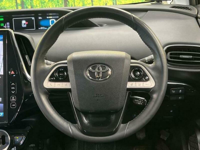 PRIUS PHV-10