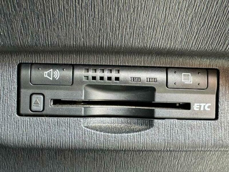 PRIUS-6