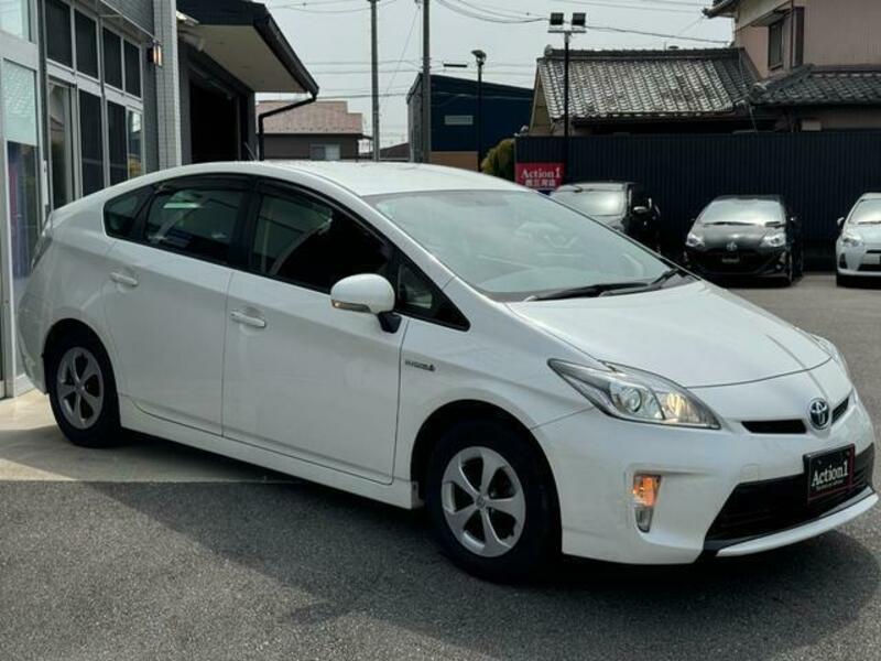 PRIUS-13