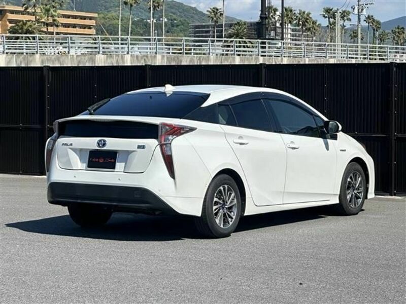 PRIUS-2