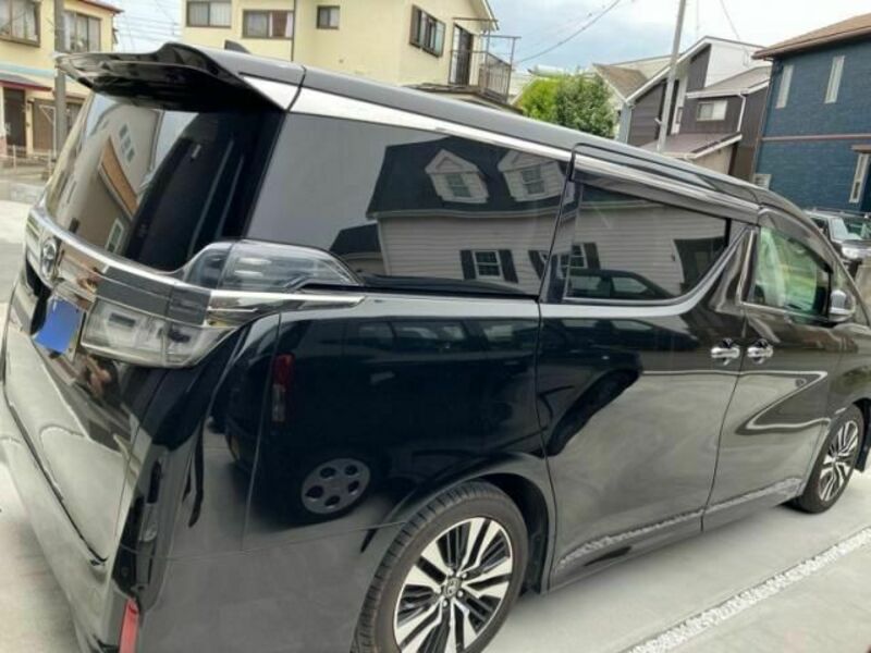 VELLFIRE-5
