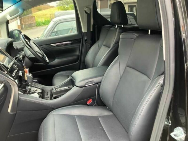 VELLFIRE-14