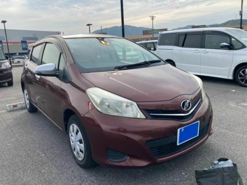 TOYOTA VITZ