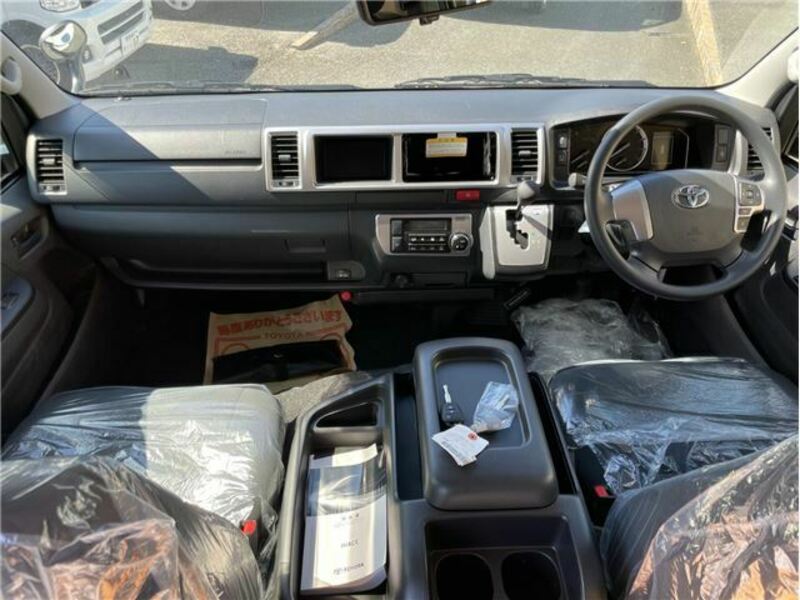 HIACE-15