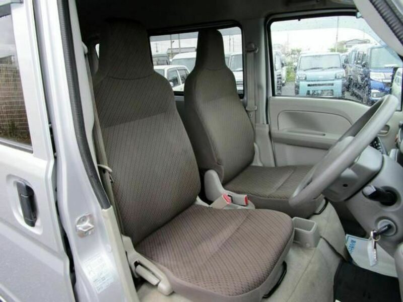MINICAB VAN