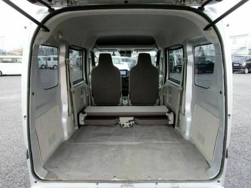 MINICAB VAN