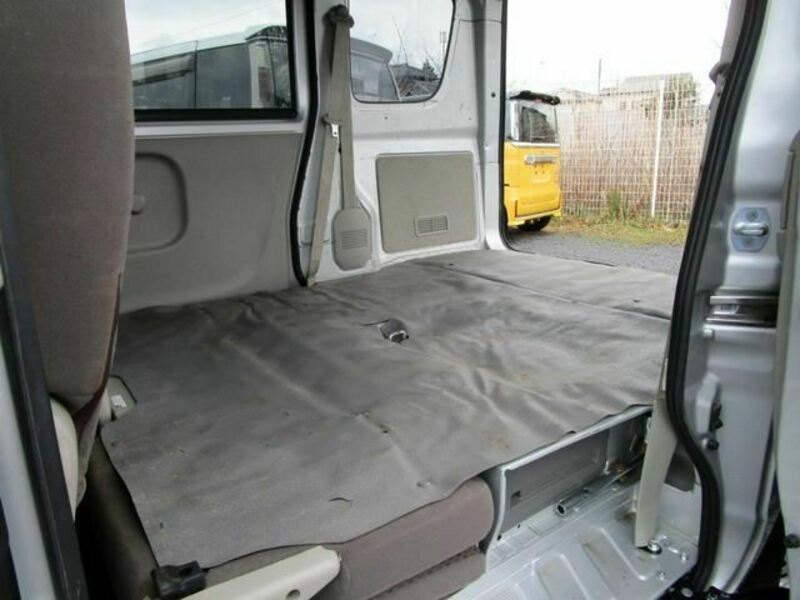 MINICAB VAN
