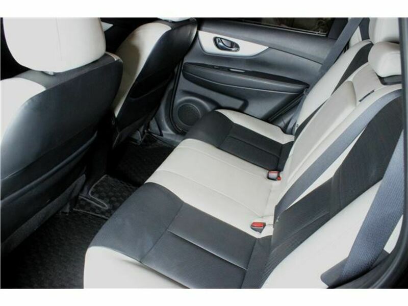 X-TRAIL-7