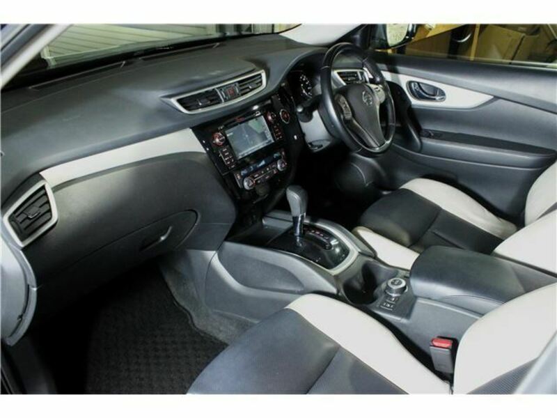 X-TRAIL-9