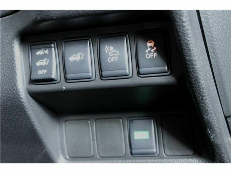 X-TRAIL-16