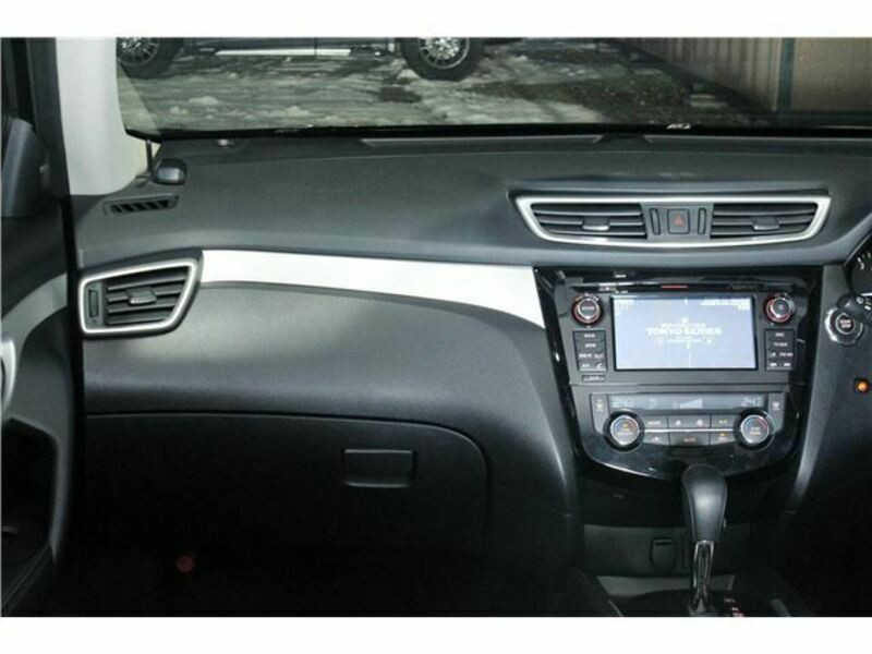 X-TRAIL-32