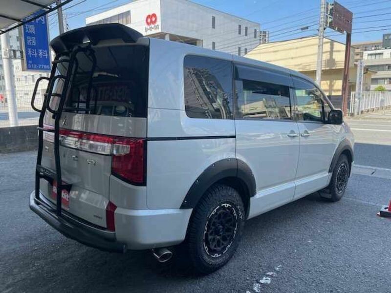 DELICA D5-5