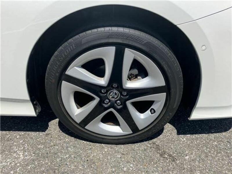 PRIUS PHV-14