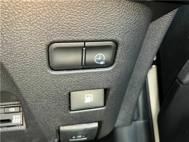 PRIUS PHV-35
