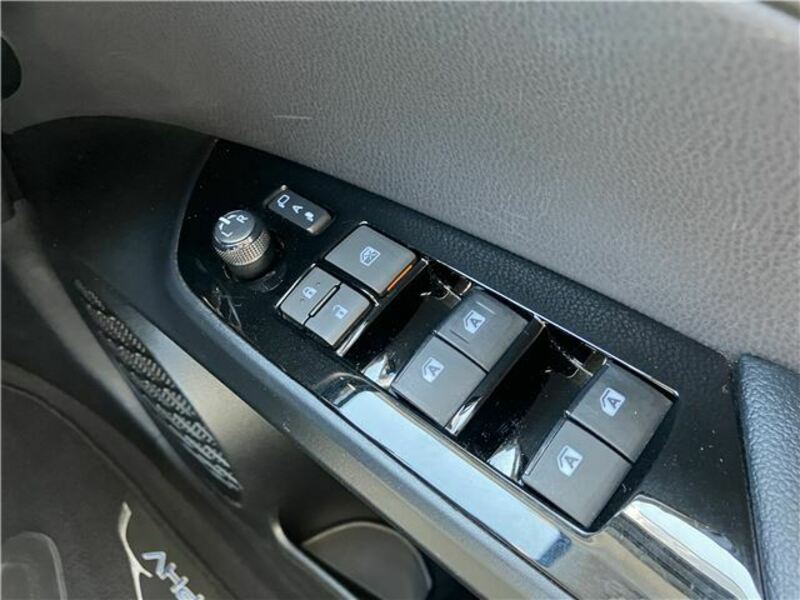 PRIUS PHV-36