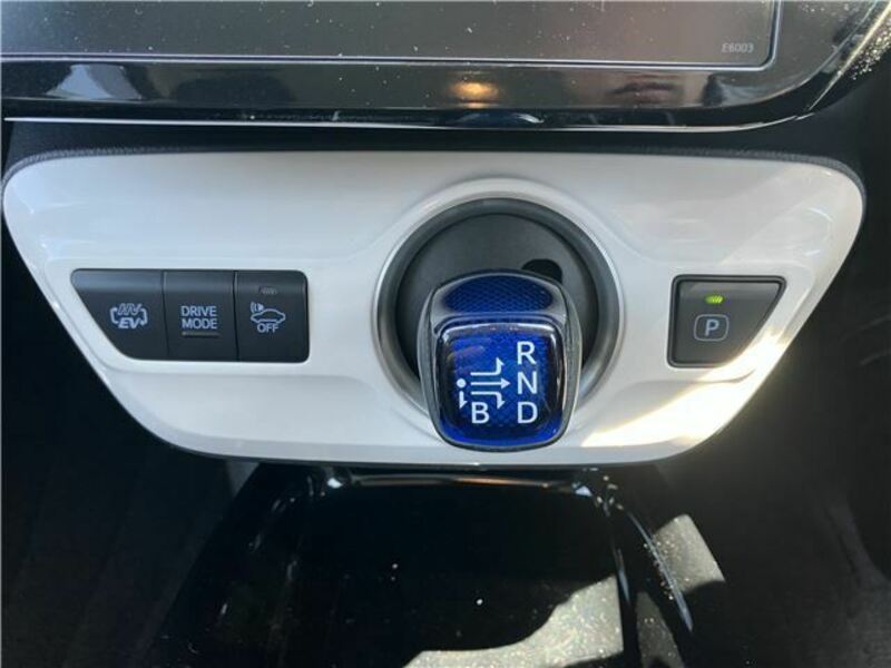 PRIUS PHV-38
