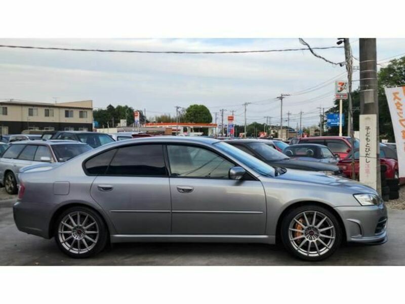 LEGACY B4