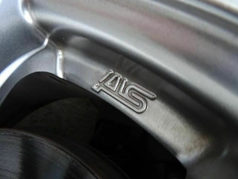 LEGACY B4