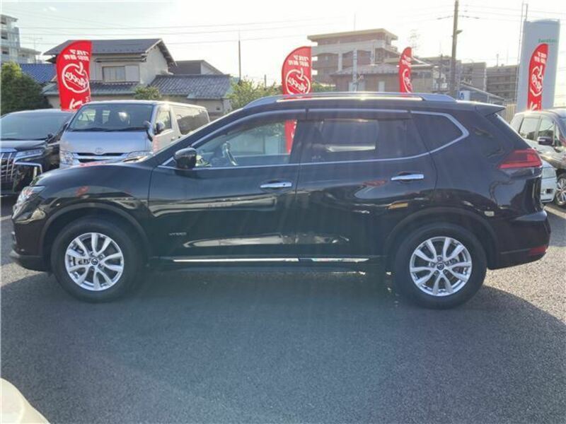 X-TRAIL