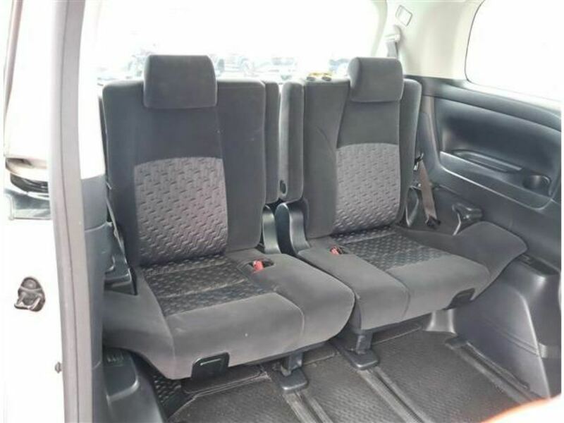 VELLFIRE-12