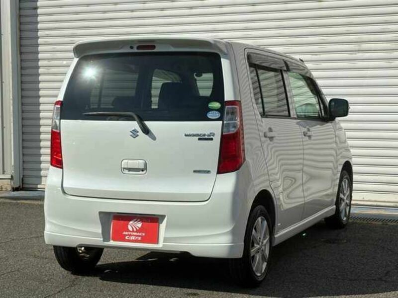 WAGON R-8