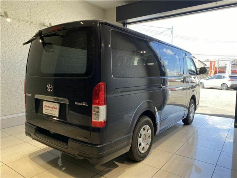 HIACE-5