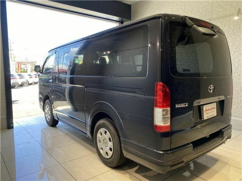 HIACE-7