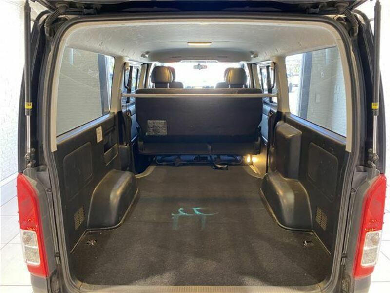 HIACE-9