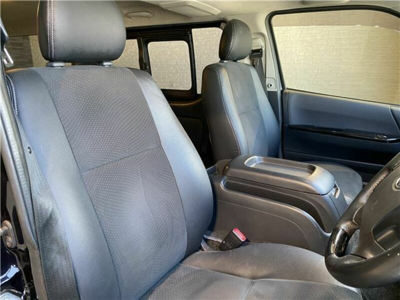 HIACE-22