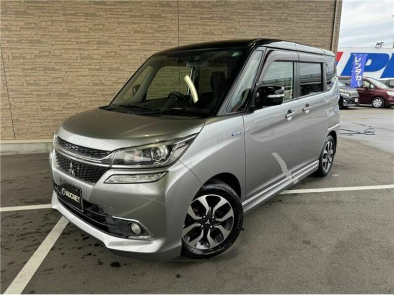 MITSUBISHI　DELICA D2