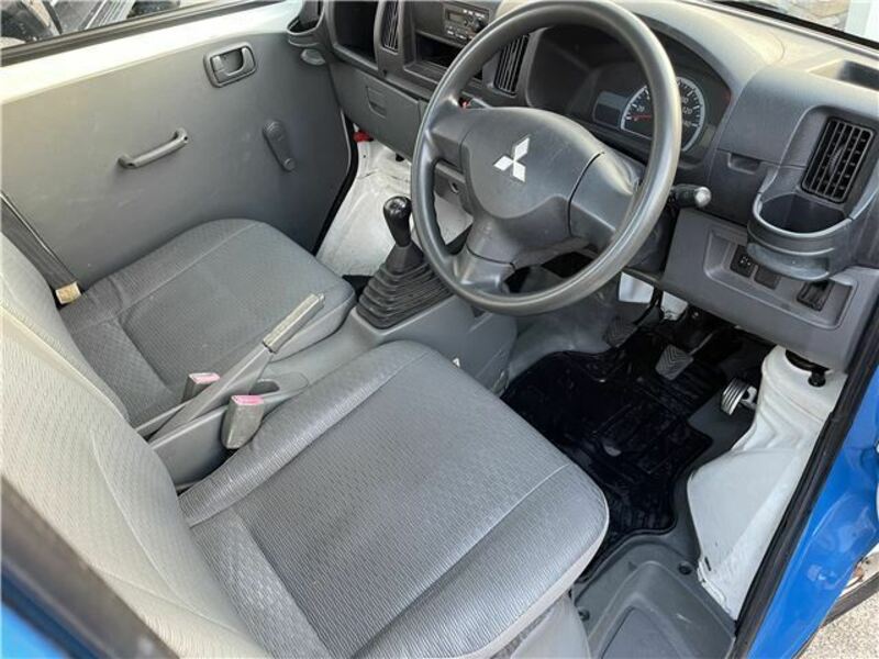 MINICAB TRUCK-2