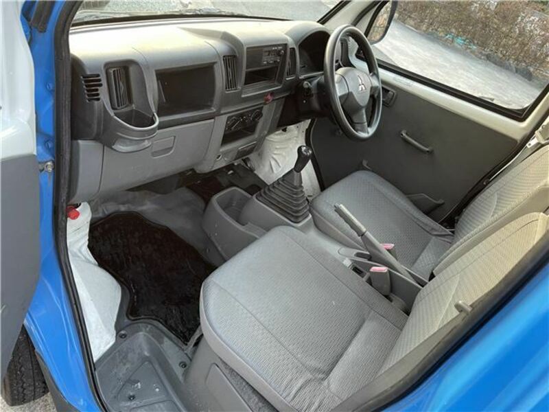 MINICAB TRUCK-10