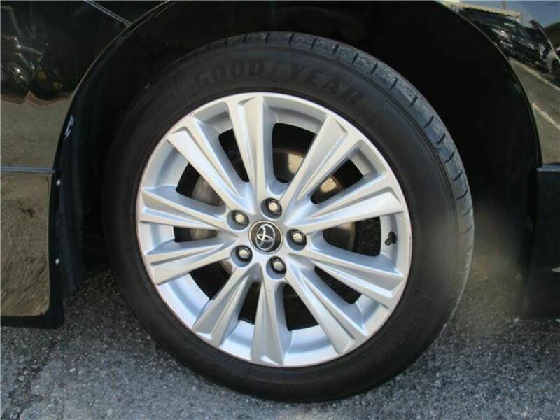 VELLFIRE-18