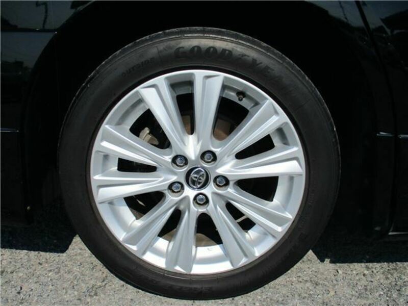 VELLFIRE-23